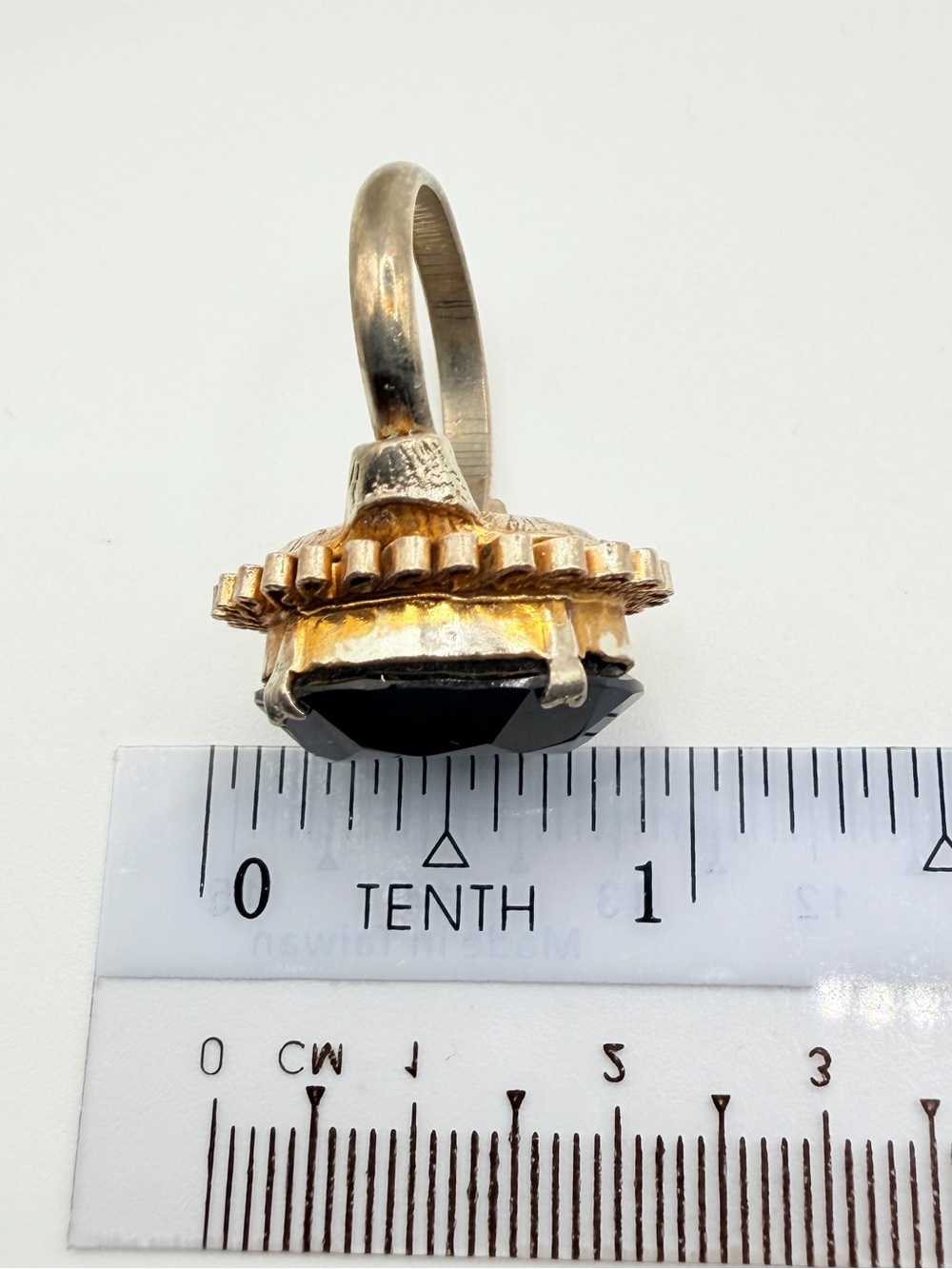 Vintage 1960s gold-tone adjustable smokey quartz cocktail ring - Picture 10 of 14